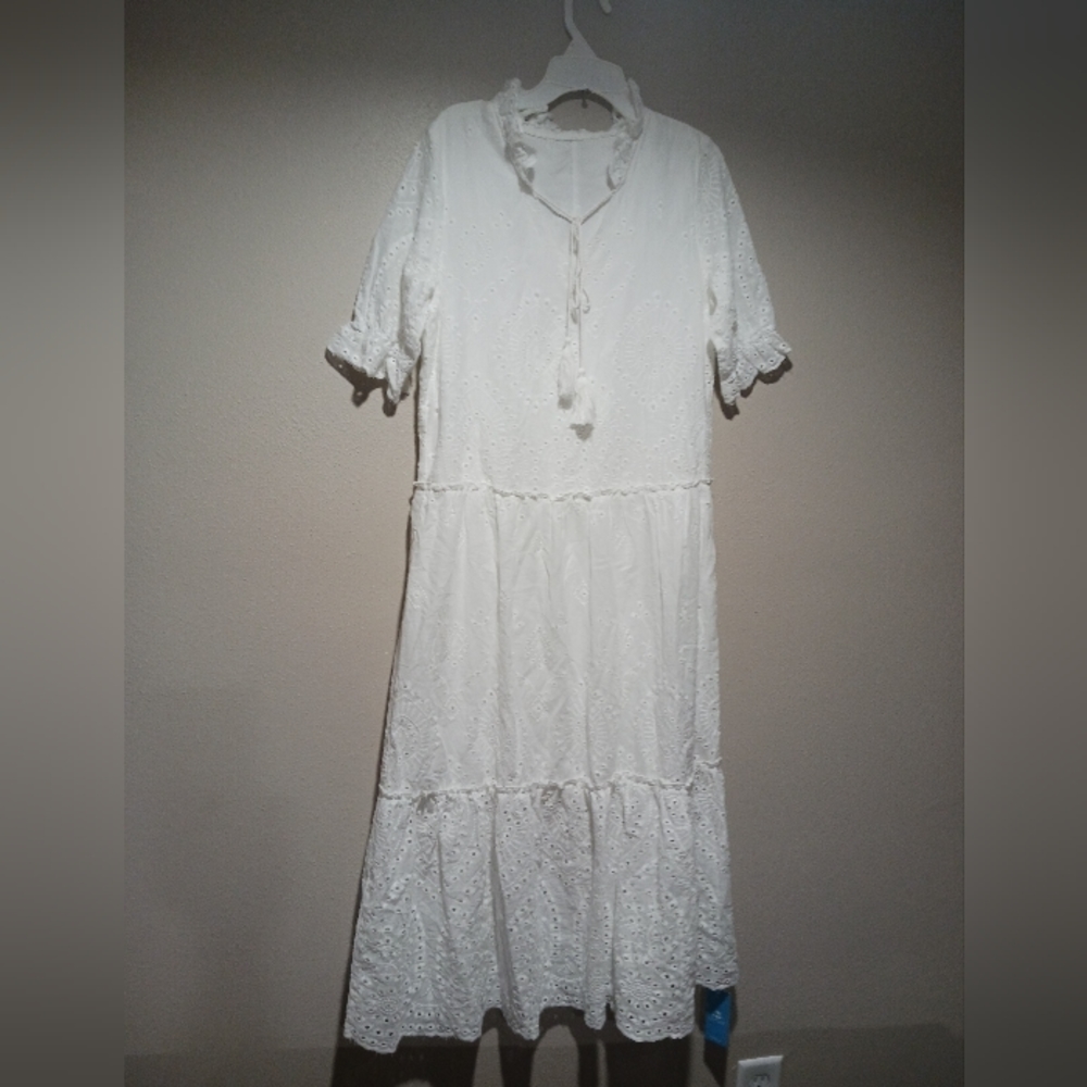 Cupshe Final $10 "Life On The Beach Eyelet Maxi Dress" Sz. XS White.